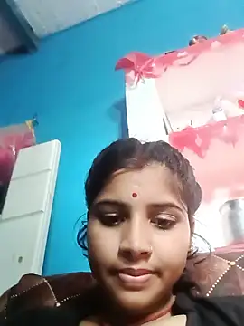 Nisha Cute online show from June 12, 2026, 2:21 am