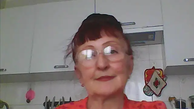 TanyaSweet634 online show from May 26, 2026, 5:14 am