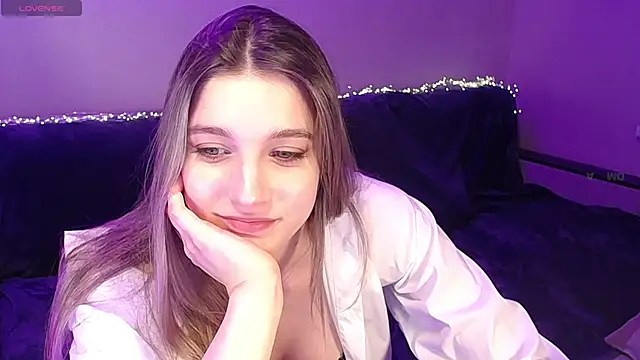 Snapshot of Abigail_Wills chatting on April 22, 2026, 3:46 pm Abigail Wills online show from April 22, 2026, 3:46 pm