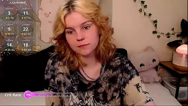 Moona xx online show from May 13, 2026, 10:49 pm