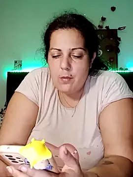 kittymorenita26 online show from January 12, 2025, 1:32 am
