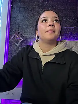 Snapshot of Paloma__LS chatting on April 6, 2026, 2:29 pm Paloma LS online show from April 6, 2026, 2:29 pm