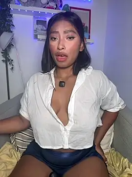 Isabella fasilier online show from July 22, 2026, 1:08 am