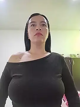hailey85 online show from July 19, 2026, 7:17 pm