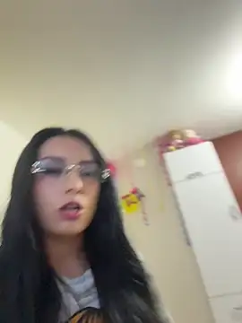 Snapshot of missycanoo chatting on June 20, 2026, 12:14 am missycanoo online show from June 20, 2026, 12:14 am