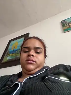 Snapshot of Evabigass chatting on May 26, 2026, 2:57 pm Evabigass online show from May 26, 2026, 2:57 pm