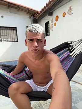 Leo bunny hot online show from June 11, 2026, 7:12 pm