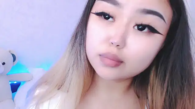 amelia sunlight online show from June 24, 2026, 3:44 pm