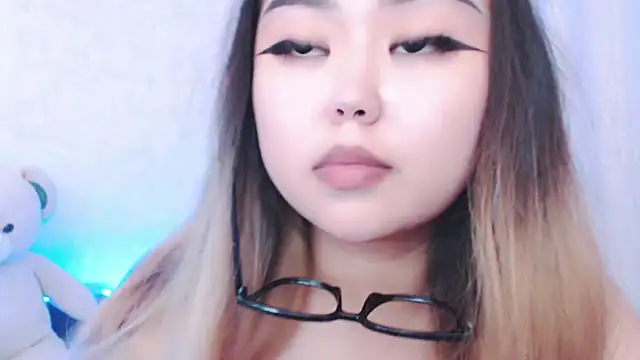 amelia sunlight online show from June 27, 2026, 4:12 pm