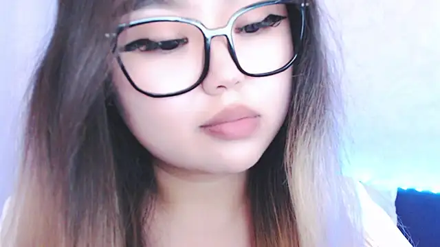 amelia sunlight online show from July 27, 2026, 3:19 pm