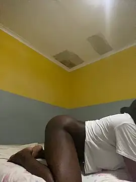 thickerthanpeanutbutter online show from February 24, 2025, 8:47 pm