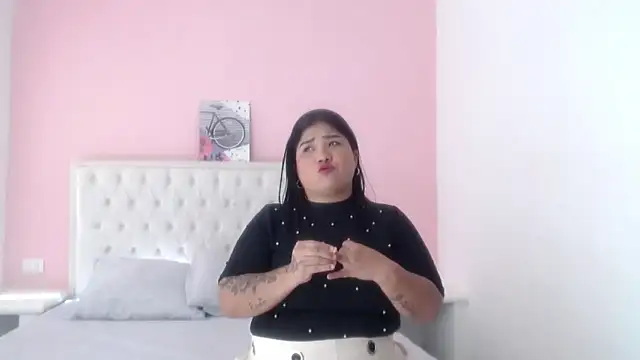 Gabycutee online show from February 25, 2026, 7:45 pm