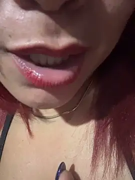 EmmaHot online show from June 11, 2026, 6:22 am