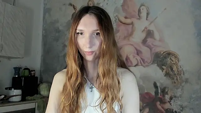 Snapshot of LisaIcon chatting on May 7, 2026, 3:39 pm LisaIcon online show from May 7, 2026, 3:39 pm