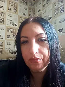Snapshot of Veronica-Celie chatting on May 6, 2026, 11:15 am Veronica-Celie online show from May 6, 2026, 11:15 am