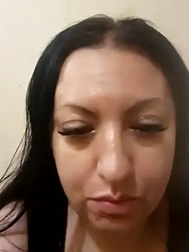 Snapshot of Veronica-Celie chatting on May 27, 2026, 7:55 pm Veronica-Celie online show from May 27, 2026, 7:55 pm
