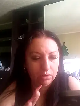Snapshot of Veronica-Celie chatting on May 30, 2026, 11:40 am Veronica-Celie online show from May 30, 2026, 11:40 am