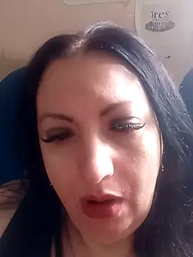 Snapshot of Veronica-Celie chatting on June 1, 2026, 7:43 am Veronica-Celie online show from June 1, 2026, 7:43 am