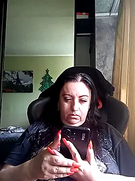 Veronica-Celie online show from August 4, 2026, 11:46 am