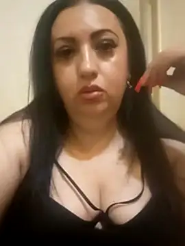 Veronica-Celie online show from August 5, 2026, 8:11 pm