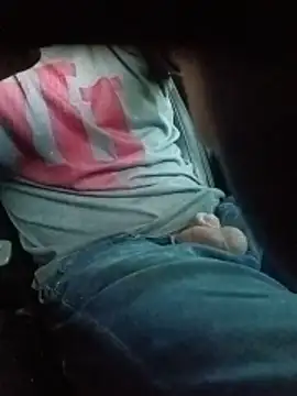 Spunwhiteboy1992 online show from May 19, 2026, 10:54 am