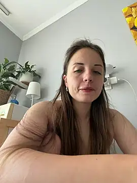 AmiLavs online show from July 7, 2026, 10:41 am