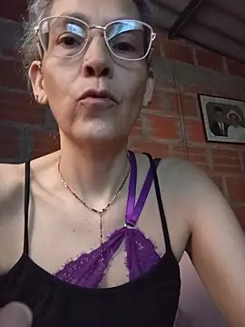 NanitaFun online show from July 31, 2026, 10:20 pm