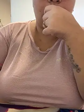 carola hotwife online show from June 8, 2026, 1:55 pm