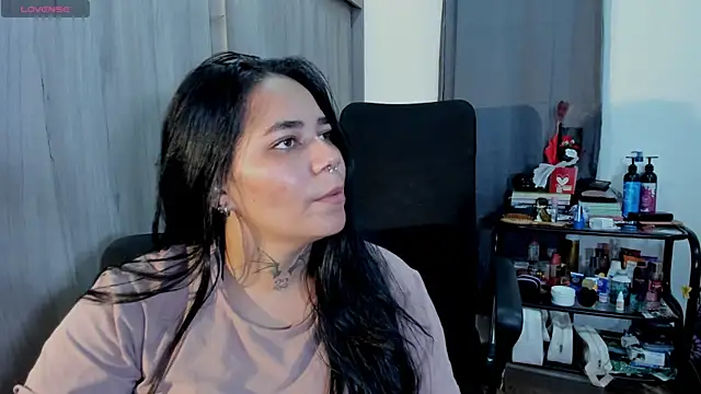 Mabelydani online show from May 12, 2026, 11:02 pm