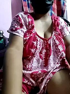 Snapshot of BERRY_00 chatting on May 4, 2026, 6:04 pm BERRY 00 online show from May 4, 2026, 6:04 pm