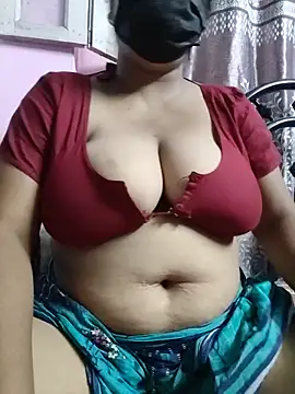 Snapshot of BERRY_00 chatting on June 3, 2026, 9:56 am BERRY 00 online show from June 3, 2026, 9:56 am