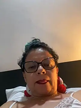 Sharongirl07 online show from July 12, 2026, 2:46 am