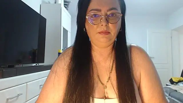 Snapshot of Amandamuller1982 chatting on June 28, 2026, 4:13 pm Amandamuller1982 online show from June 28, 2026, 4:13 pm