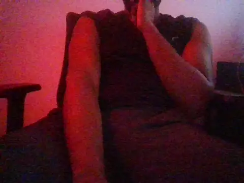 justinme00o7 online show from May 13, 2026, 10:49 pm