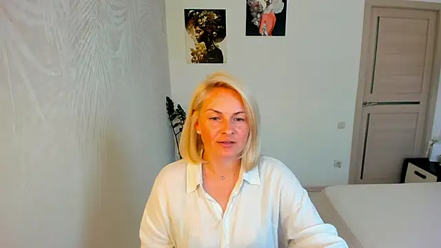 Alicee Gracee online show from July 9, 2026, 9:24 am