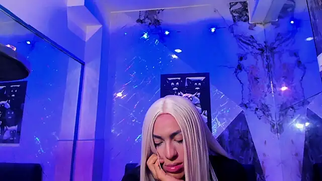 Isabella stanford2 online show from May 18, 2026, 5:02 am