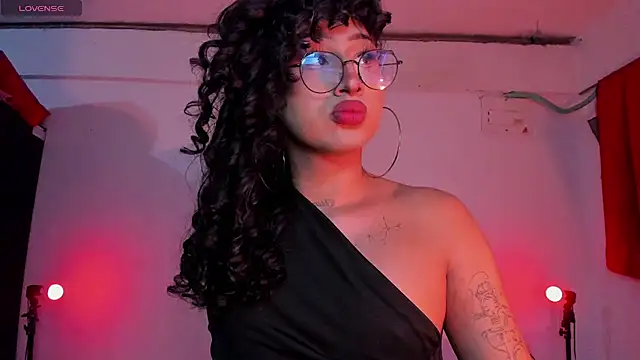 Snapshot of Heka_Prudence chatting on July 19, 2026, 5:11 am Heka Prudence online show from July 19, 2026, 5:11 am