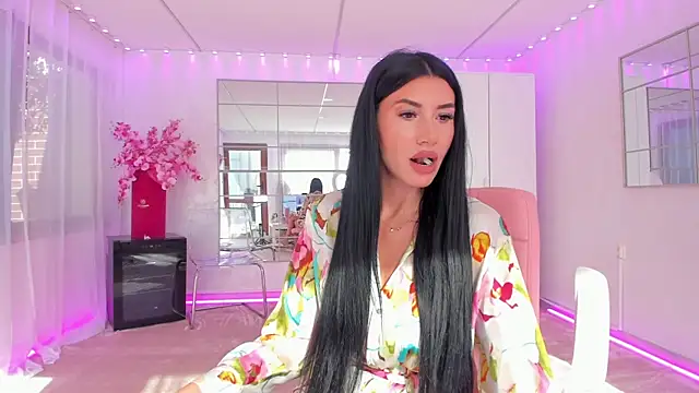 Snapshot of missdiamond_ chatting on May 24, 2026, 5:23 am missdiamond online show from May 24, 2026, 5:23 am