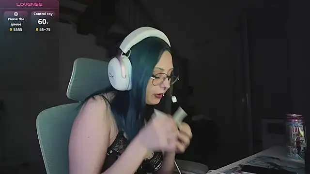 xannyinsoull online show from July 4, 2026, 9:32 pm