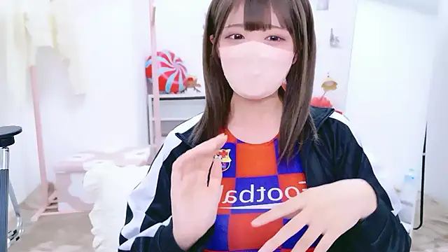 Snapshot of aki_zzz chatting on June 12, 2026, 12:15 pm aki zzz online show from June 12, 2026, 12:15 pm