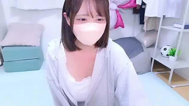Snapshot of aki_zzz chatting on July 12, 2026, 2:41 pm aki zzz online show from July 12, 2026, 2:41 pm