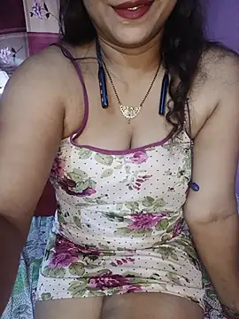 Snapshot of Sexy_Mona_Bhabhi chatting on June 25, 2026, 2:33 am Sexy Mona Bhabhi online show from June 25, 2026, 2:33 am