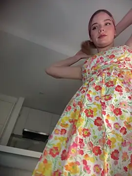 NicoleCut online show from May 23, 2026, 10:03 pm