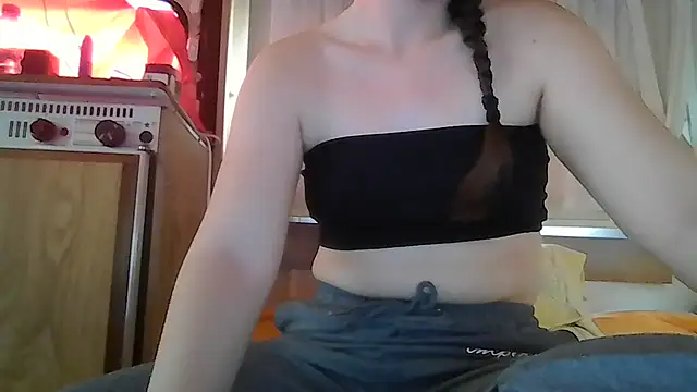 Snapshot of Eleni_Pappa chatting on May 9, 2026, 10:20 am Eleni Pappa online show from May 9, 2026, 10:20 am