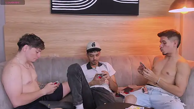 hell twink online show from September 27, 2025, 10:04 pm