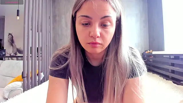 Mia   murrr online show from June 12, 2026, 4:55 am