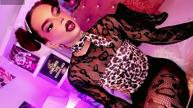 Diva Smith02 online show from July 12, 2026, 11:12 am