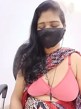 Snapshot of Lucky-Deepthi chatting on May 19, 2026, 11:55 pm Lucky-Deepthi online show from May 19, 2026, 11:55 pm