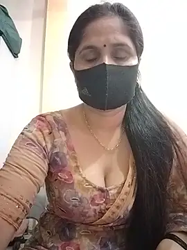 priyancyfun online show from May 17, 2026, 8:45 am