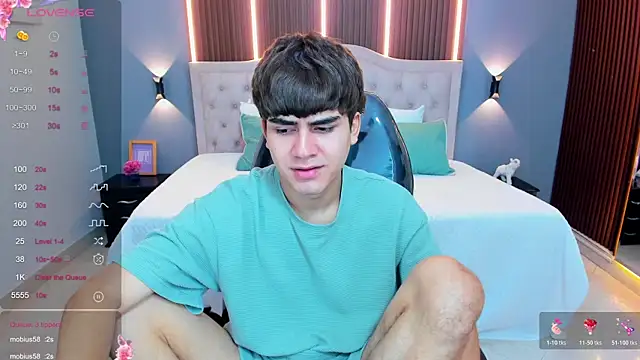 Tommy18   online show from July 14, 2026, 3:33 am